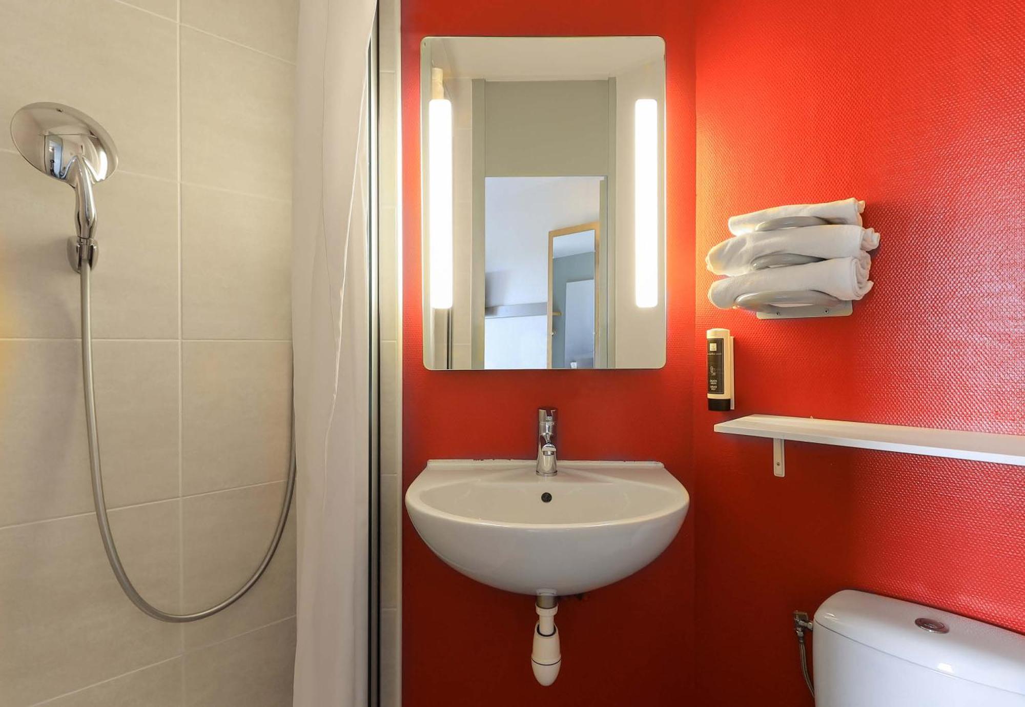 B&B Hotel Beaune Sud 2 Екстериор снимка