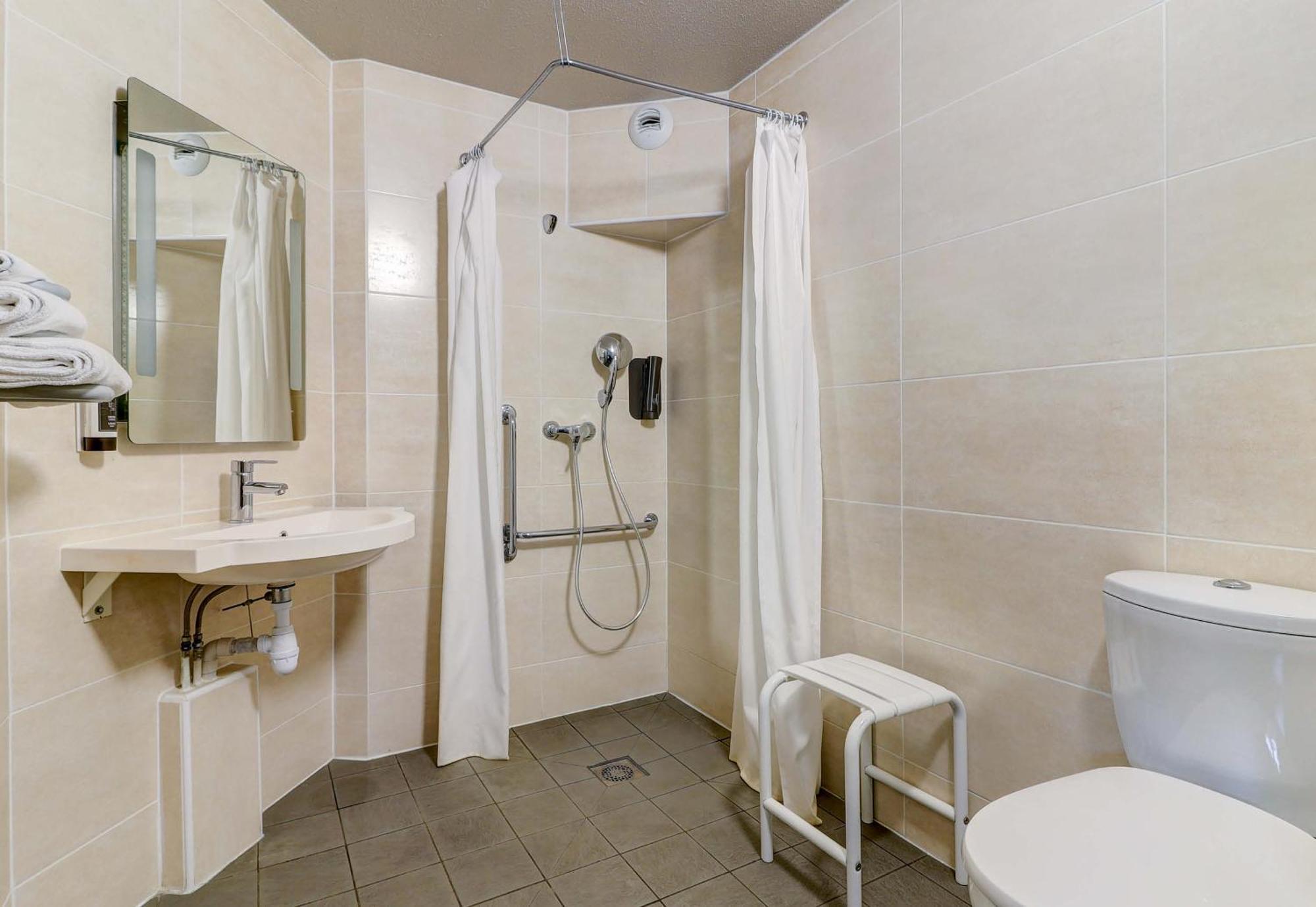B&B Hotel Beaune Sud 2 Екстериор снимка